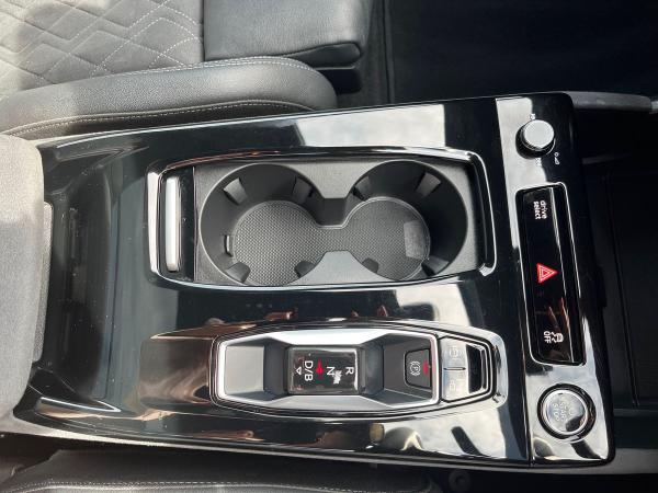 Audi Q6 e-tron Photo autoimg-bd2de4106a97089d7453eb3dfa0eee62a769f66d.jpg