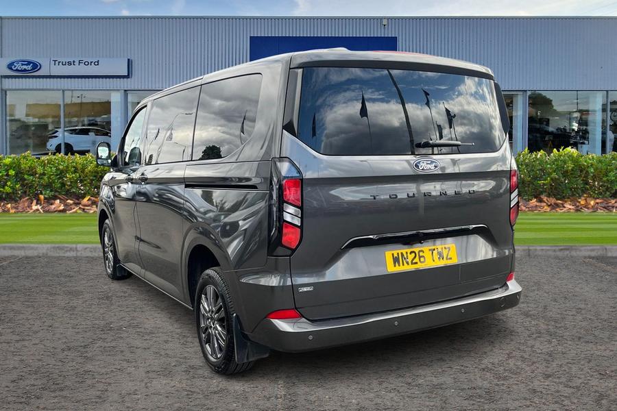 Ford TOURNEO CUSTOM Photo autoimg-bd2efca2e4459d76e090541be30ca63f48007b87.jpg