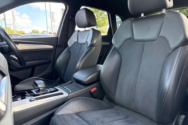 AUDI Q5 Photo 21
