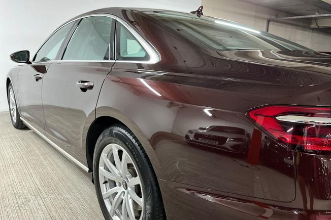 Audi A8 Photo 36