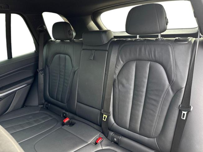 BMW X5 Photo 9