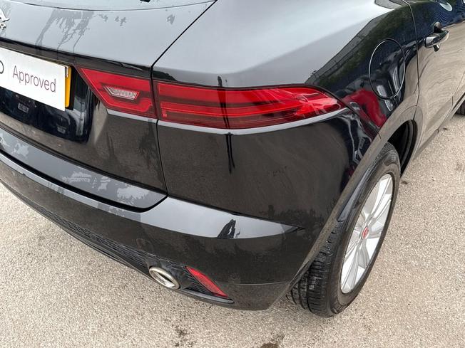 JAGUAR E-Pace Photo 18