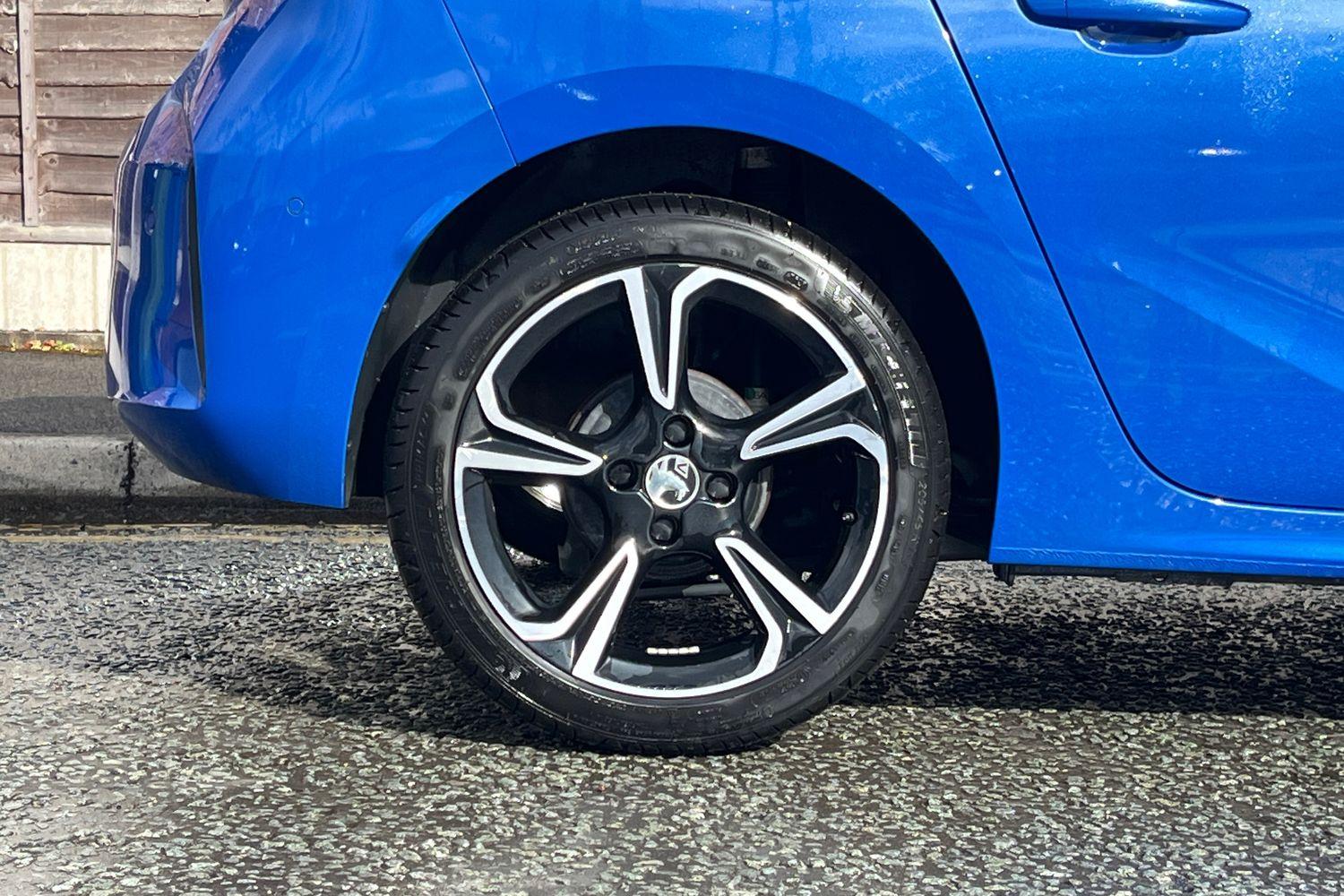 Vauxhall CORSA Photo 7