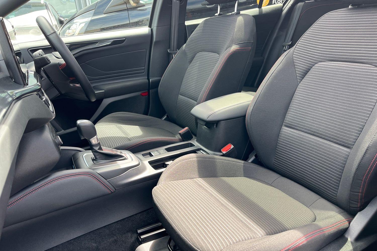 Ford Focus Photo 18