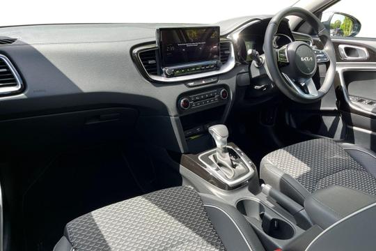 Kia XCeed Photo autoimg-bd39f6744155e723f11cf950bf981479f86c99b7.jpg