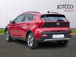 HYUNDAI Bayon Photo 3