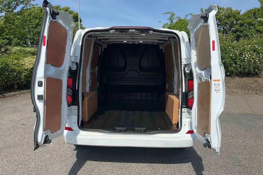 Used Ford TRANSIT CUSTOM DS24NDK 6