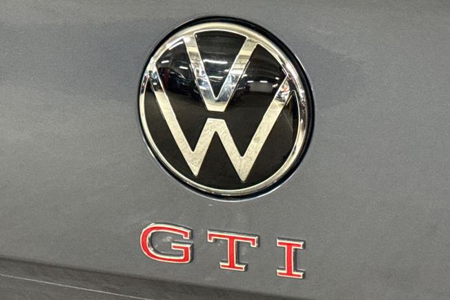 VOLKSWAGEN Polo Photo 37