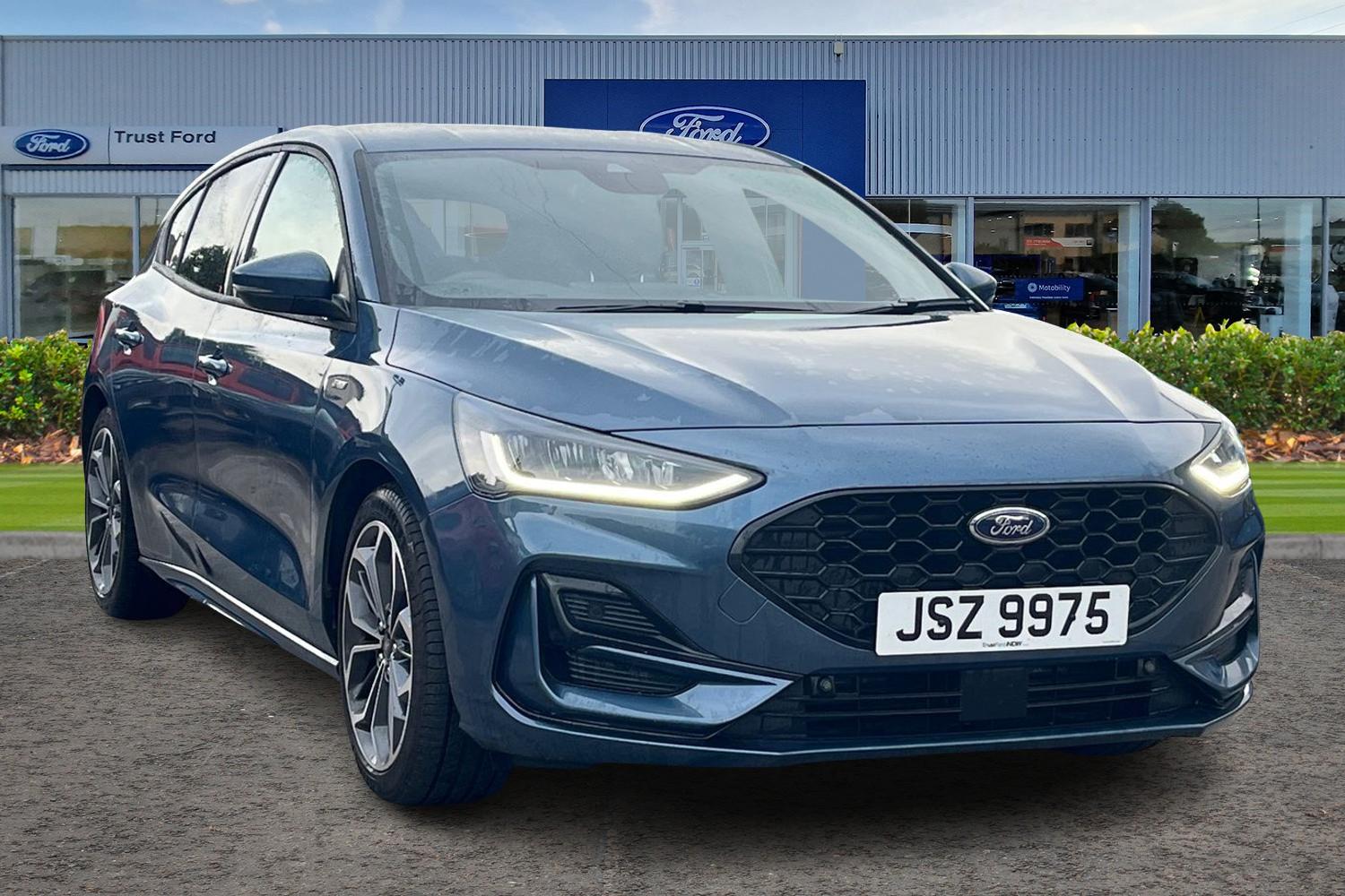 Ford FOCUS Photo 0