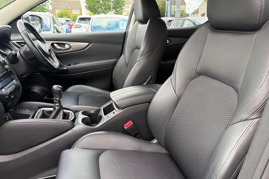 Nissan QASHQAI Photo autoimg-bd417e0ee6c45bad3999cde9422a25012a2189a2.jpg