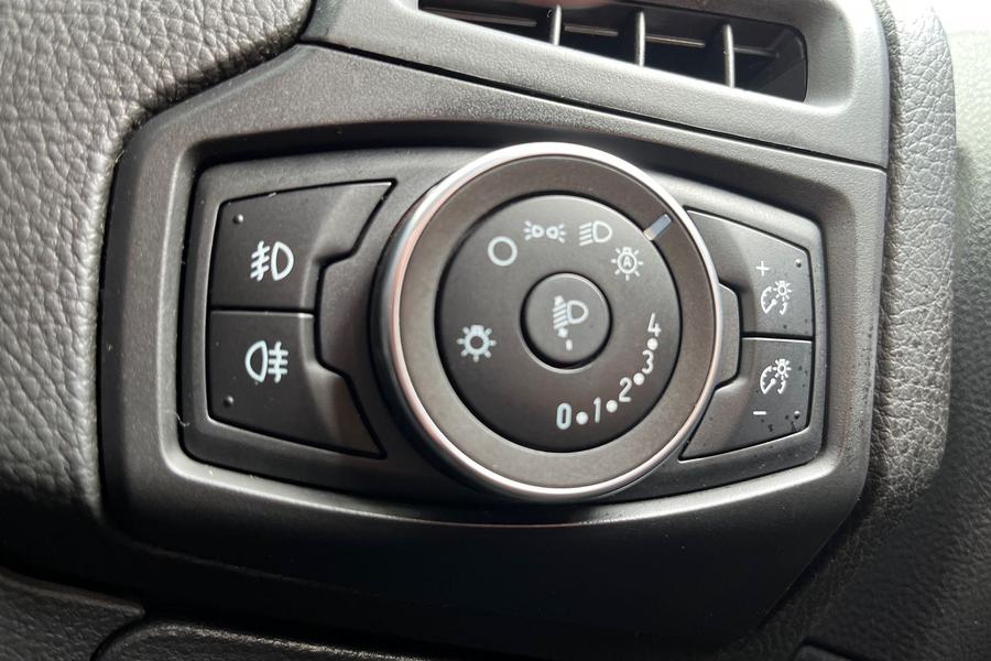 Ford Focus Photo autoimg-bd44356e9adfbaf5520ddb3e208d910928d9b342.jpg