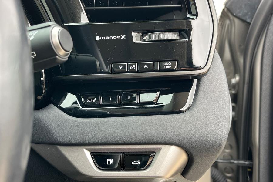 Lexus RX Photo autoimg-bd450a9d3205da92c3b34cd6bf6e4c0c3fbd9849.jpg