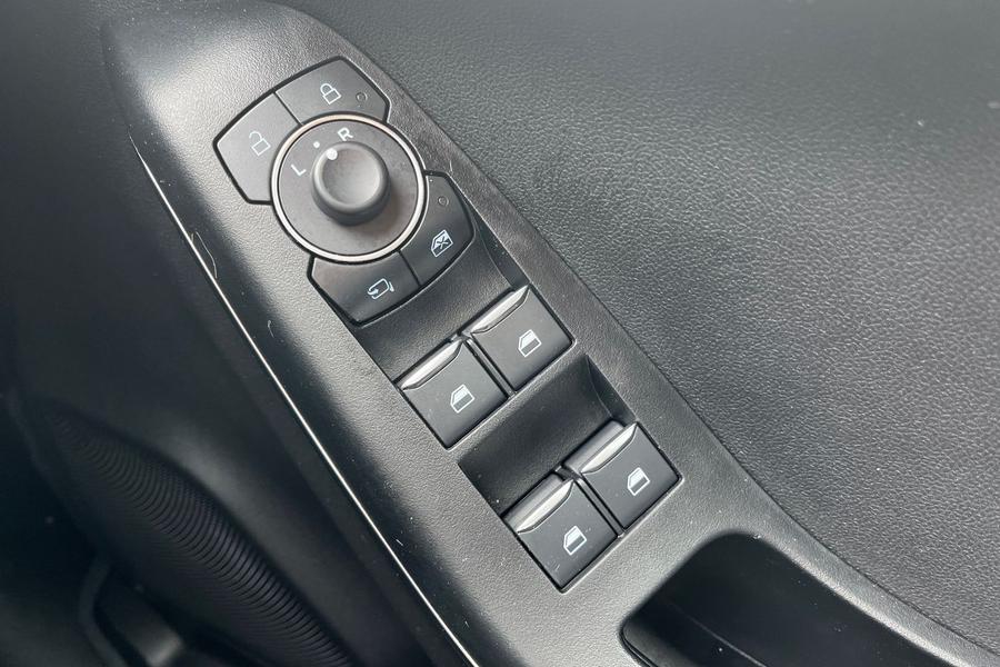Ford Puma Photo autoimg-bd4824a9dbda9111fde54b21e0b86c5301843101.jpg