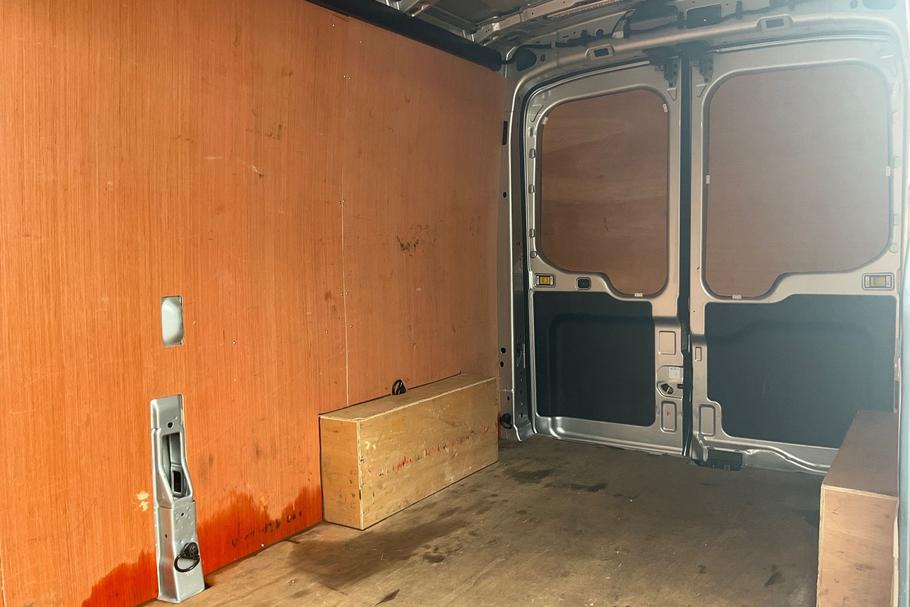 Used Ford TRANSIT DV25TZA 7