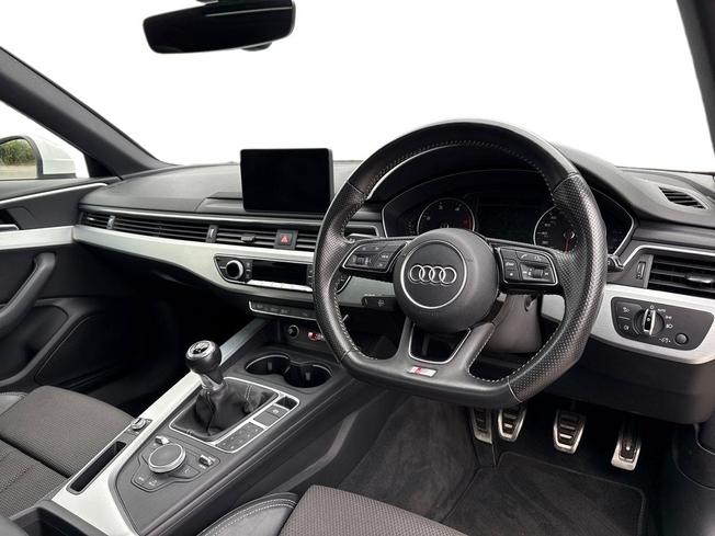 Audi A4 Photo 6