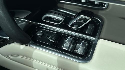 Land Rover Range Rover Photo autoimg-bd4dce600122ab68a03b973ac71e469bdba02fb7.jpg
