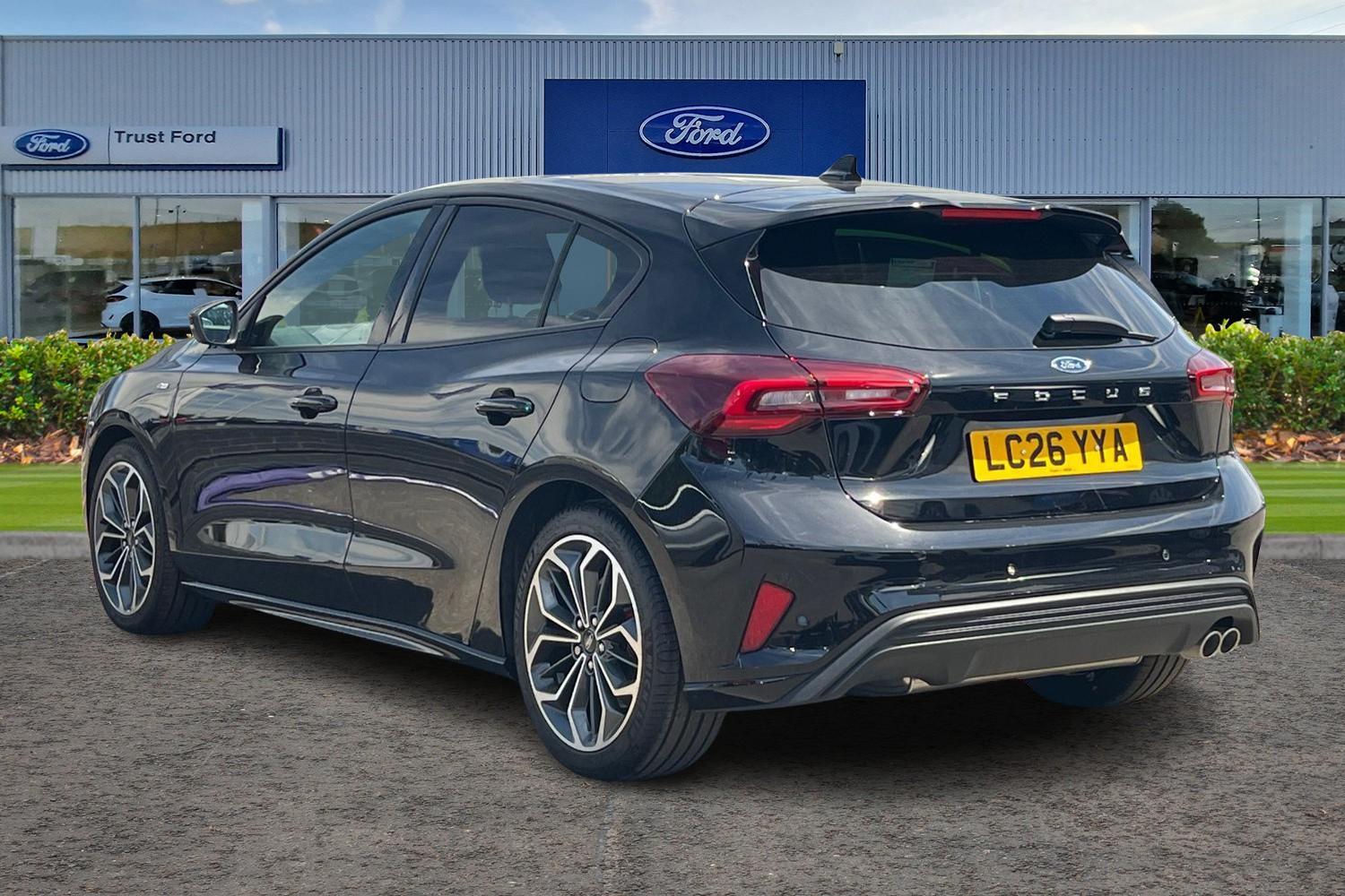 Ford FOCUS Photo 1