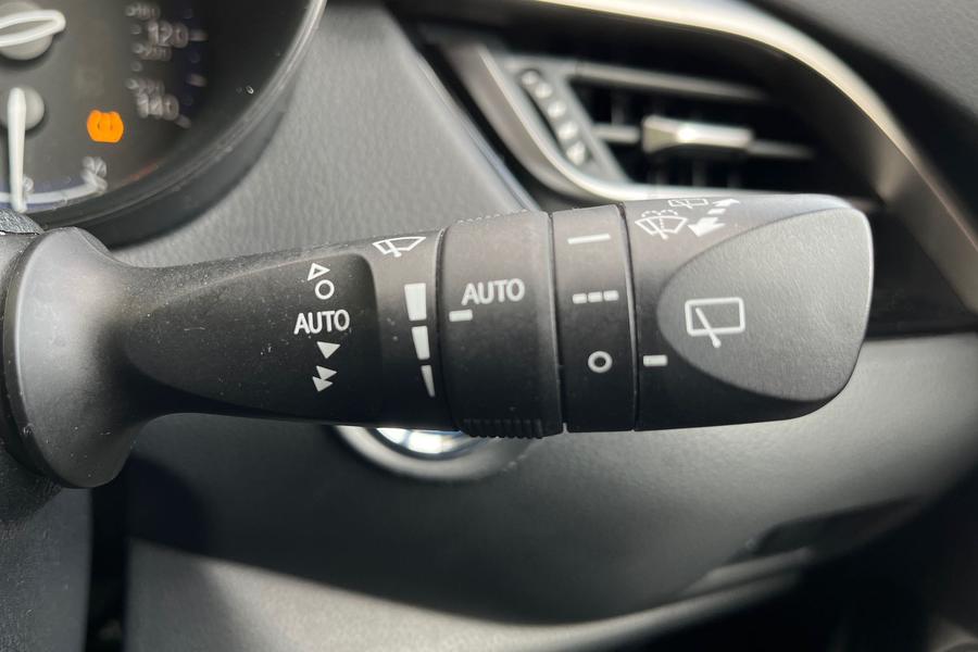 Toyota C-HR Photo autoimg-bd50d70f81e0261f10f9ab0918a915120e82b860.jpg