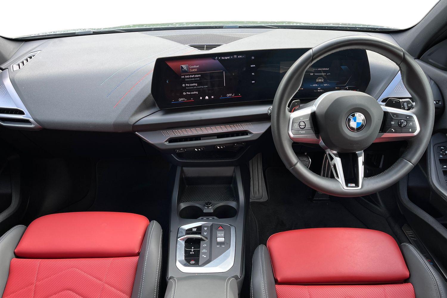 BMW 1 SERIES Photo 9