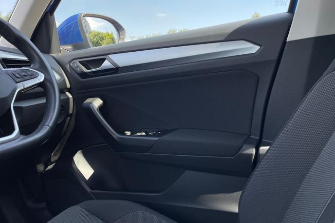 VOLKSWAGEN T-Roc Photo 37