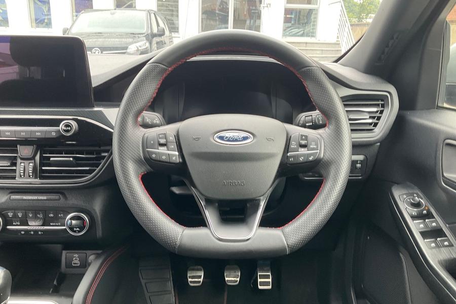 Ford KUGA Photo autoimg-bd54547ec63ce5f75b796cbdbf9ae955b5e01ea2.jpg