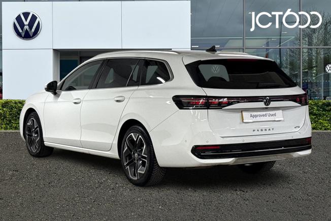 VOLKSWAGEN Passat Photo 3