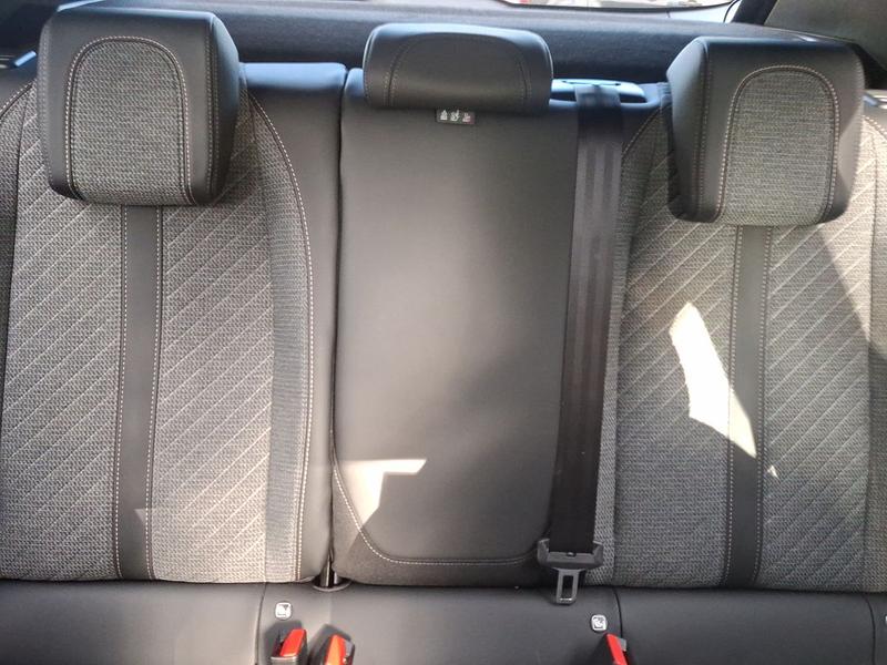 Used Peugeot 2008 HY74OAA 29