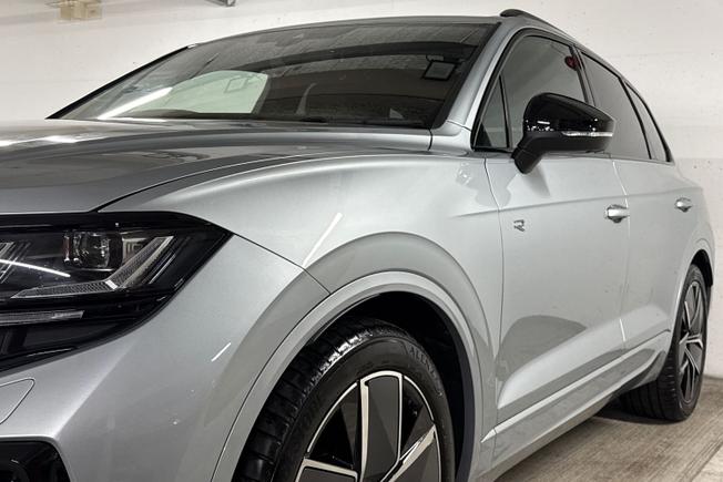 VOLKSWAGEN Touareg Photo 34