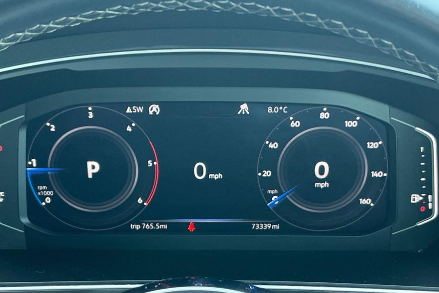 Volkswagen TIGUAN Photo autoimg-bd5de53e3a49deb058e4d0bd4cd5c494b196ff9c.jpg