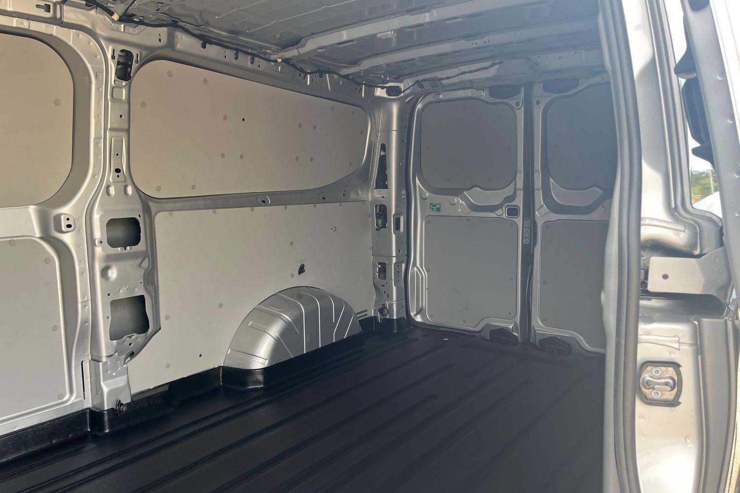 Ford TRANSIT CUSTOM Photo 3