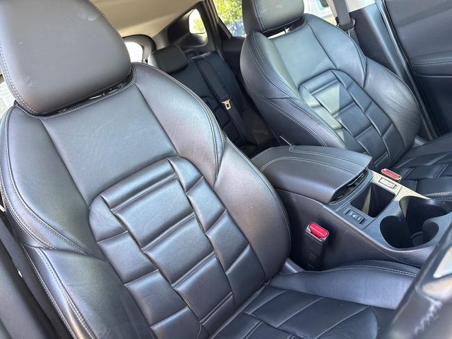 NISSAN Qashqai Photo 27