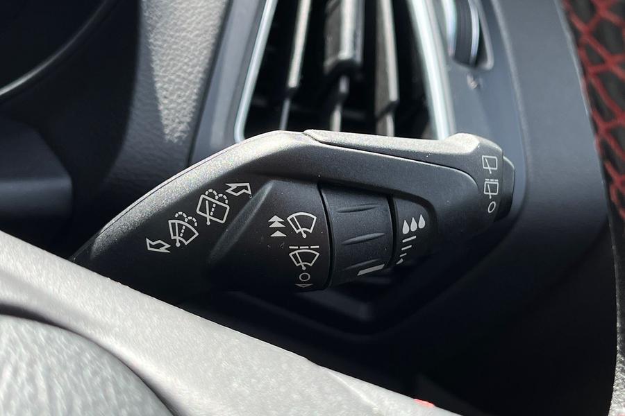 Ford Kuga Photo autoimg-bd6b6c0c62b1fa110894d4444e01e58311c4c6f7.jpg