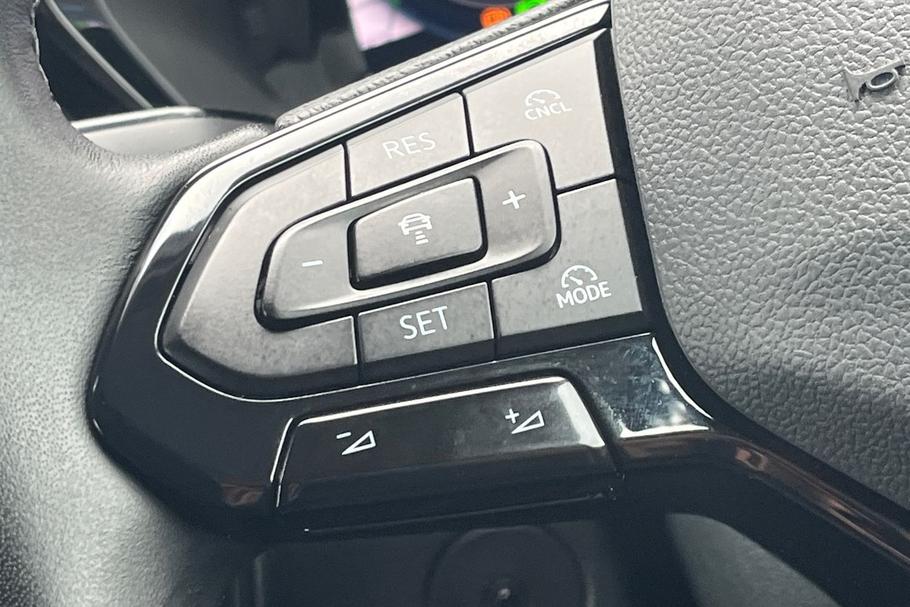 Used Ford TRANSIT CONNECT WR75ZCL 18