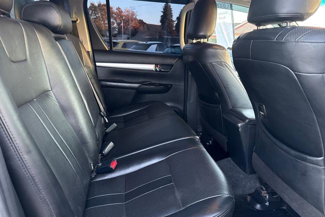 TOYOTA Hilux Photo 44