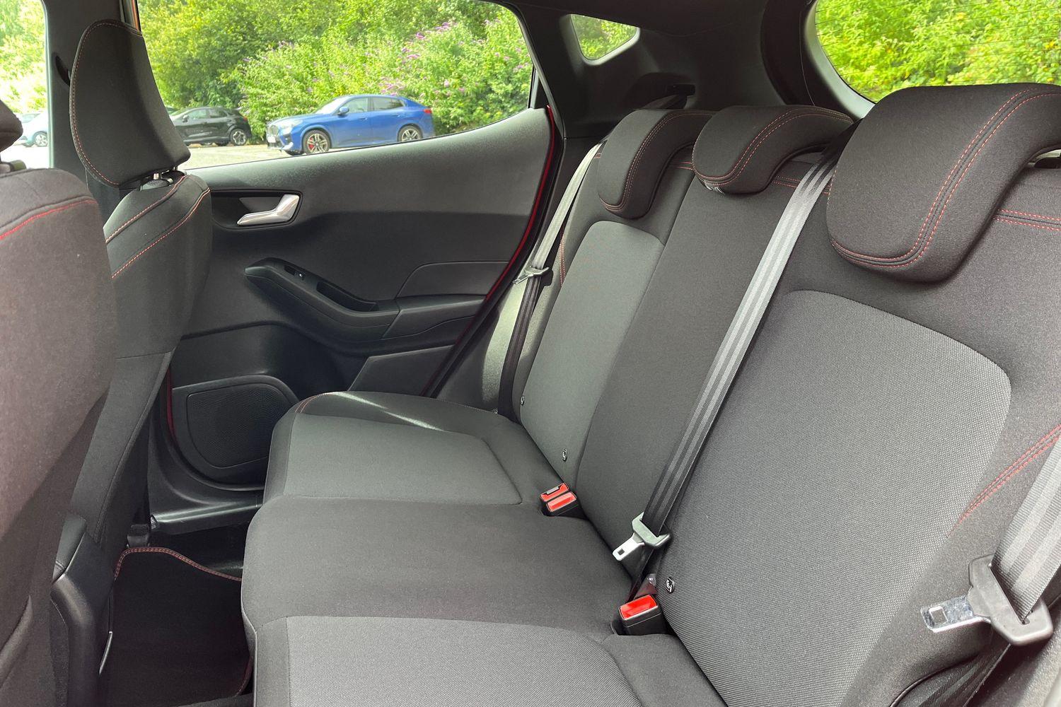 Ford Fiesta Photo 34