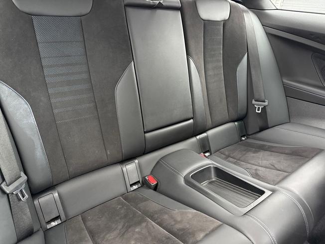 BMW 2 Series Photo 23