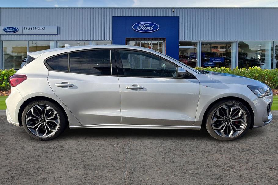Used Ford FOCUS WX25JZM 3