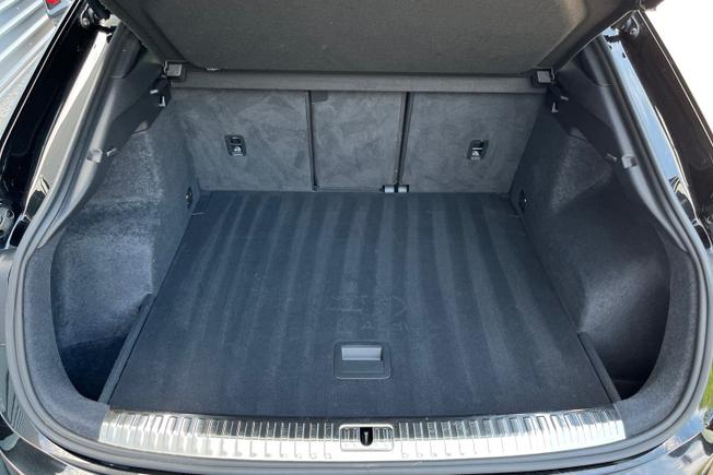 AUDI Q3 Photo 12