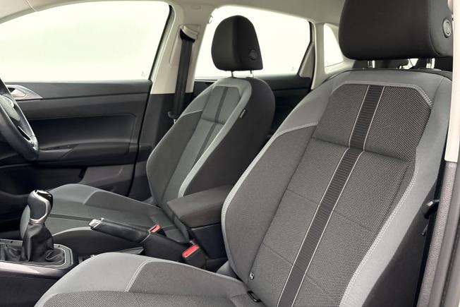 VOLKSWAGEN Polo Photo 31