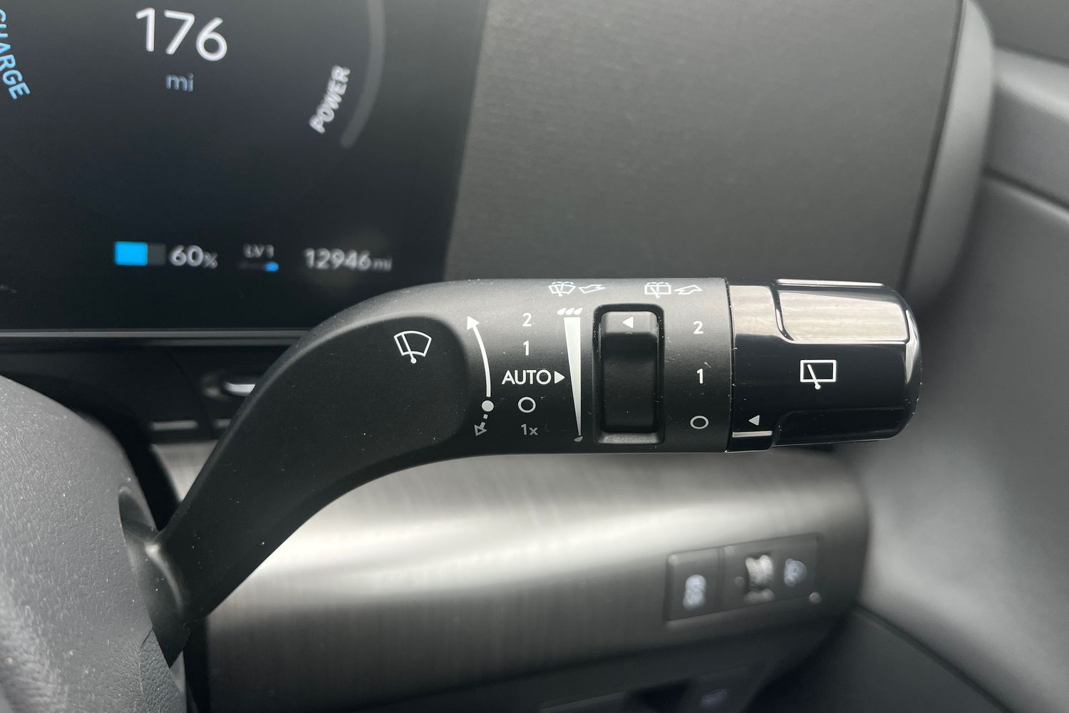 Hyundai KONA Photo 14