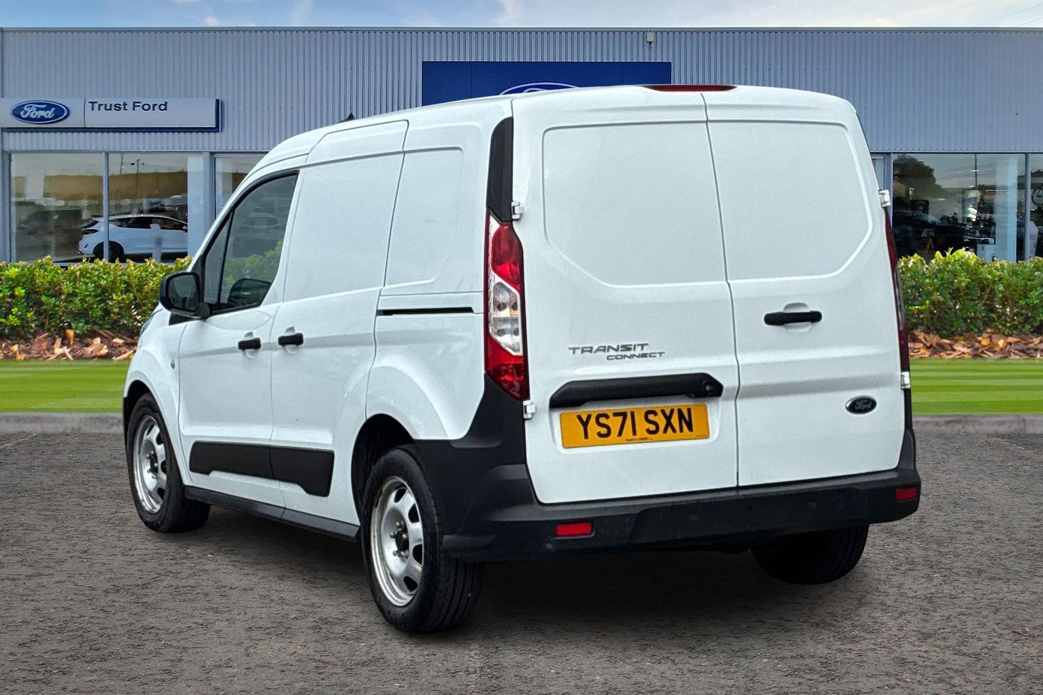 Ford TRANSIT CONNECT Photo 1