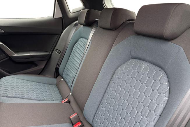SEAT Ibiza Photo 9