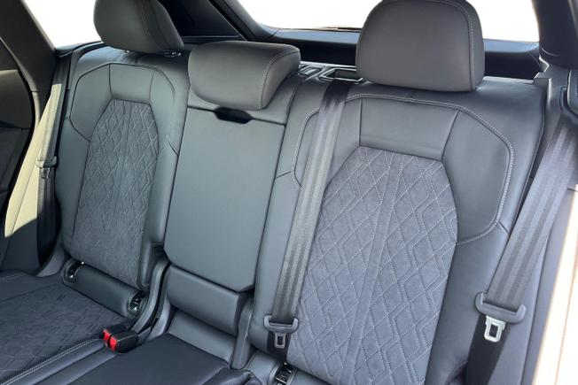 AUDI Q5 Photo 9