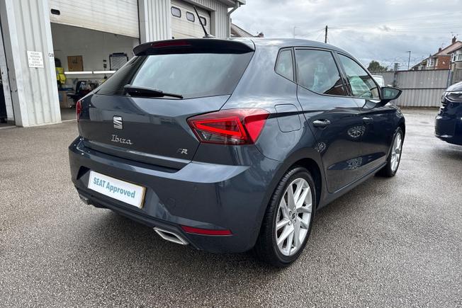 SEAT Ibiza Photo 22