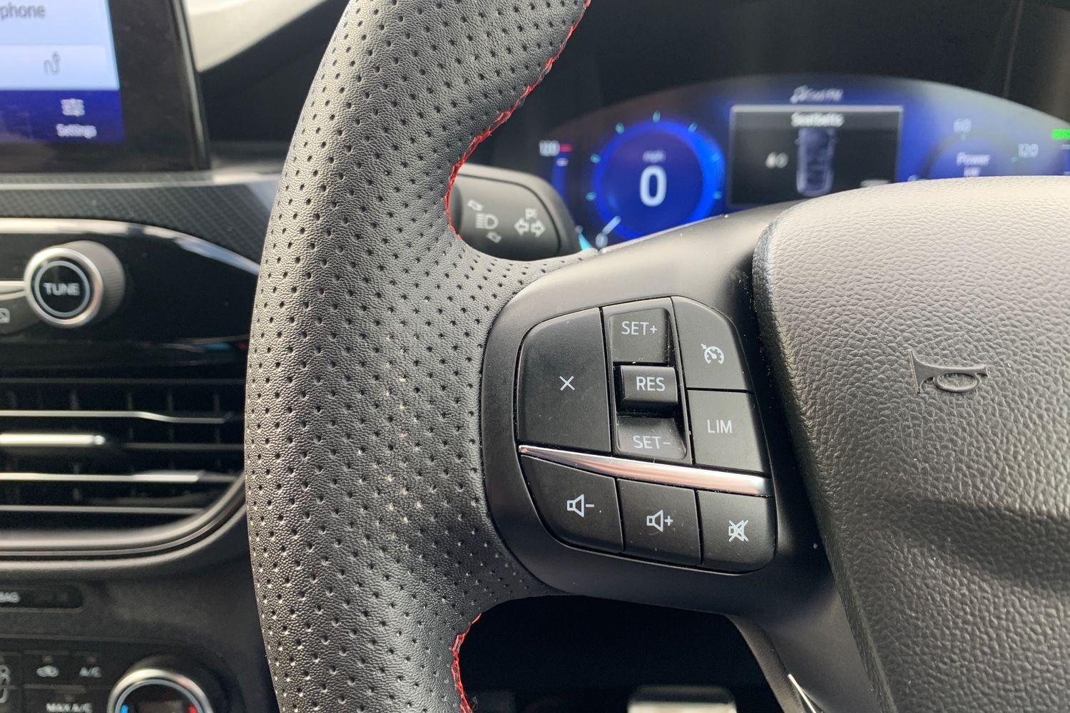 2023 Ford Kuga 2.5 PHEV 225PS ST-Line in Solar Silver with only 20K - vehicle photo 17 for sale on PureCar