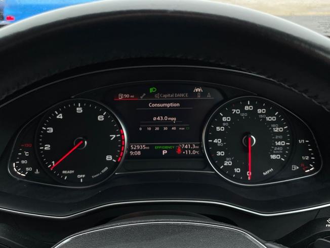 AUDI A6 Saloon Photo 15