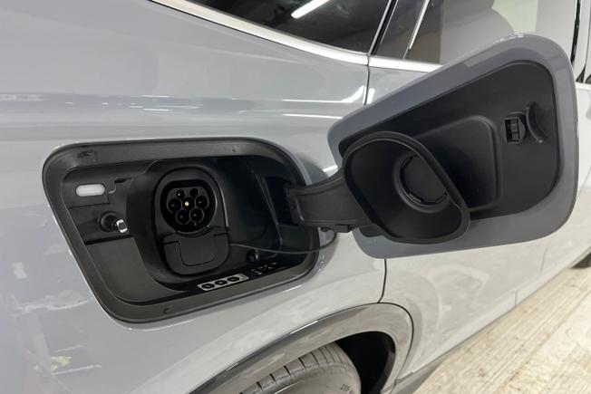 AUDI Q4 E-Tron Photo 37