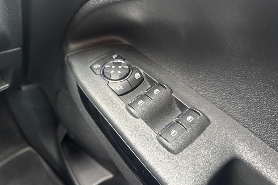 Ford ECOSPORT Photo autoimg-bd96f1c60985baf9f82d25ed31c6a448218b73c3.jpg