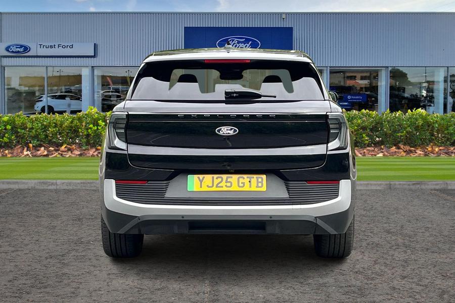 Ford Explorer Photo autoimg-bd984bbdae38baedda9c3ae80f3ff40acc9a5811.jpg