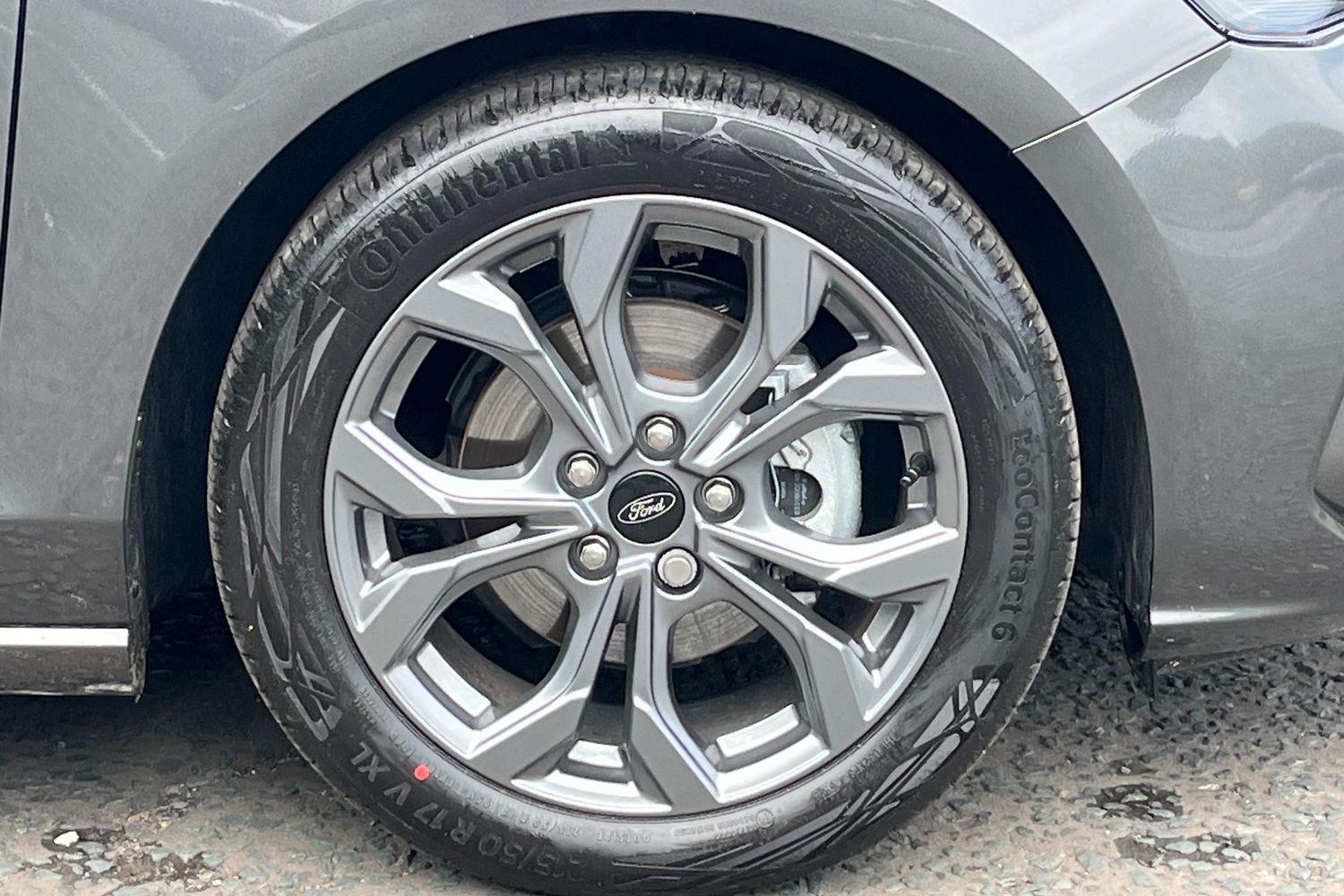 Ford FOCUS Photo 7